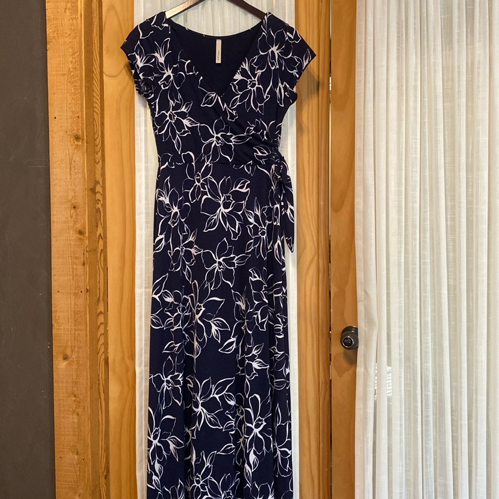 Like New Gilli Dress M